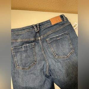 Zara blue mid rise jeans